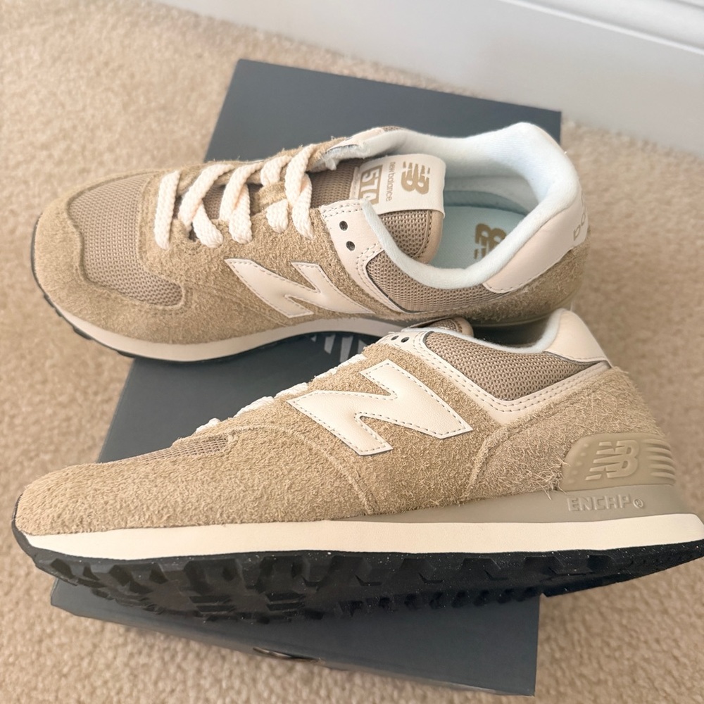 New with box new balance 574 women 6.5 eu 37.5